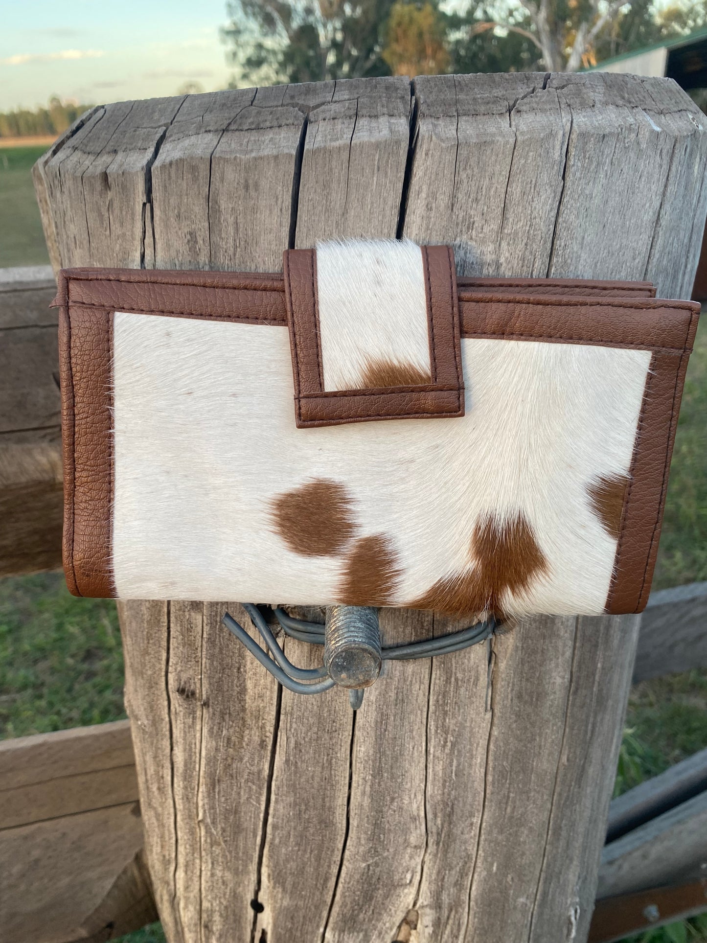 BTR Cowhide Wallet - Brown